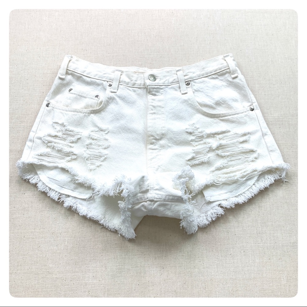 WEEKENDS Cutoffs L Waist 33-34 Size 14 286RE